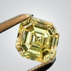 Cubic Zirconia Canary Yellow 6A, Asscher