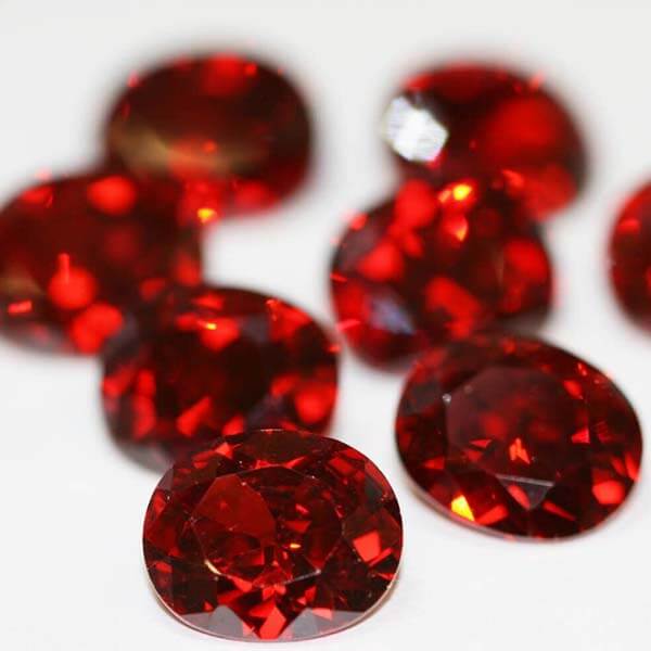 Cubic Zirconia Red, Oval