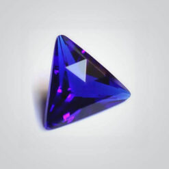 Cubic Zirconia Violet, Triangle