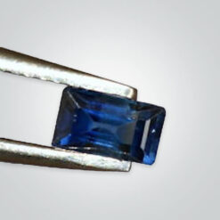Natural Blue Sapphire, Baguette AA