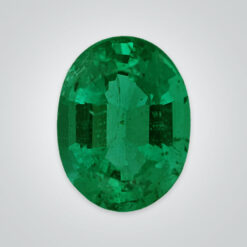 Natural Emerald, Oval AAA