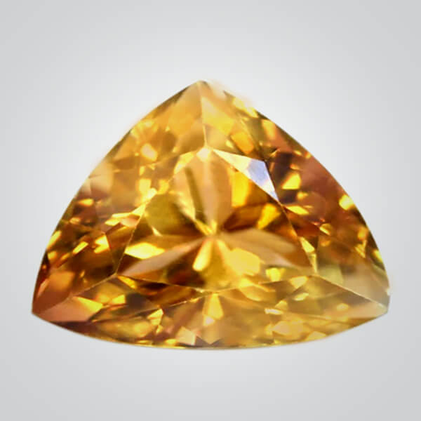 Champagne Moissanite, Trillion