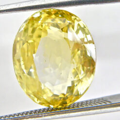 Hydrothermal/Pulled Czochralski Yellow sapphire, Oval