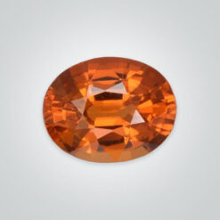 Natural Orange Sapphire, Oval AAA